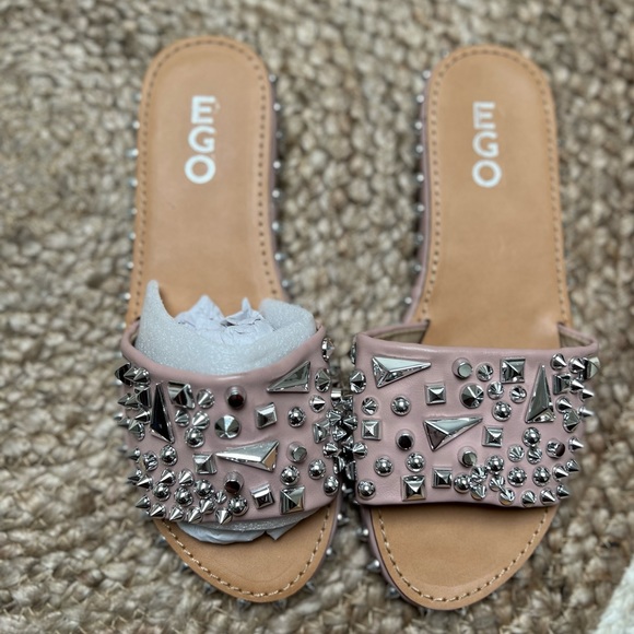 Jewel and Spiked sandals! - Picture 3 of 6